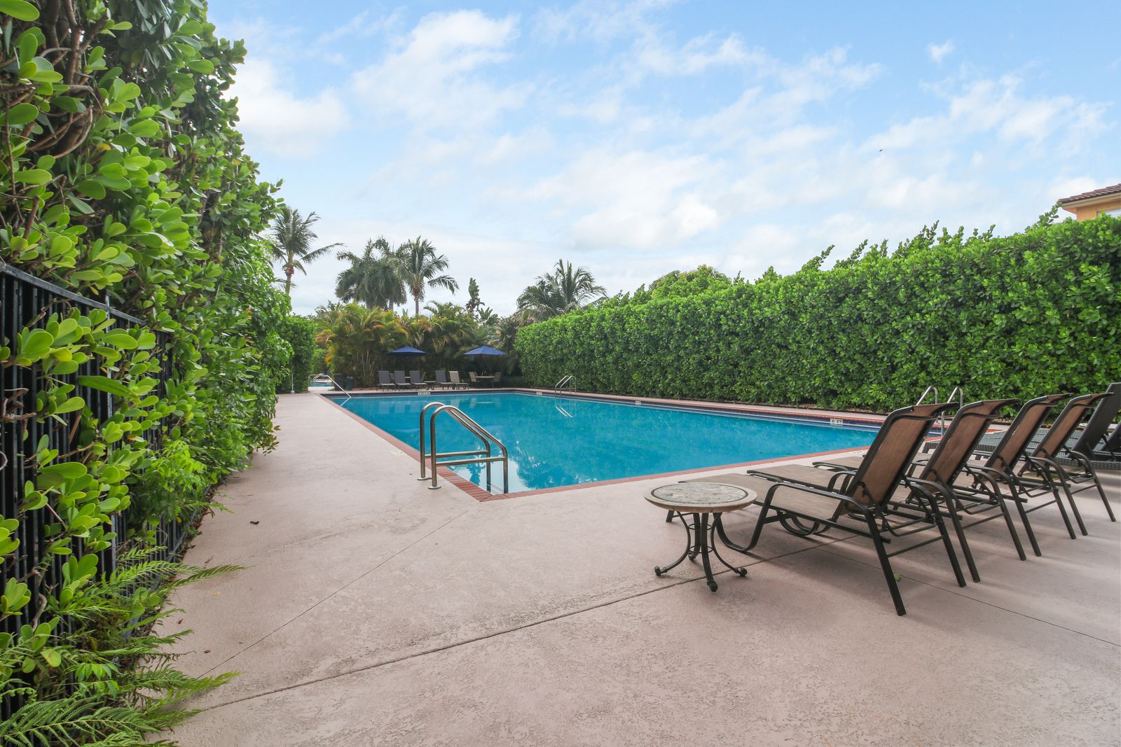 Rectangular pool